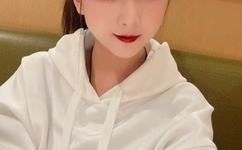 夫では満足できない人妻